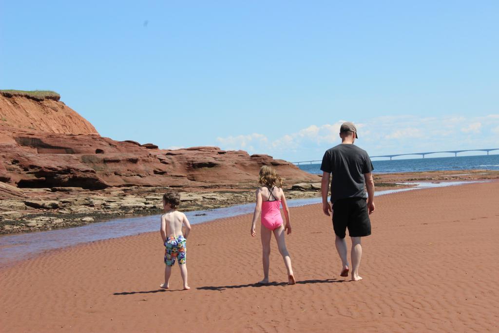 Cottages On Pei-Oceanfront Bedeque Esterno foto