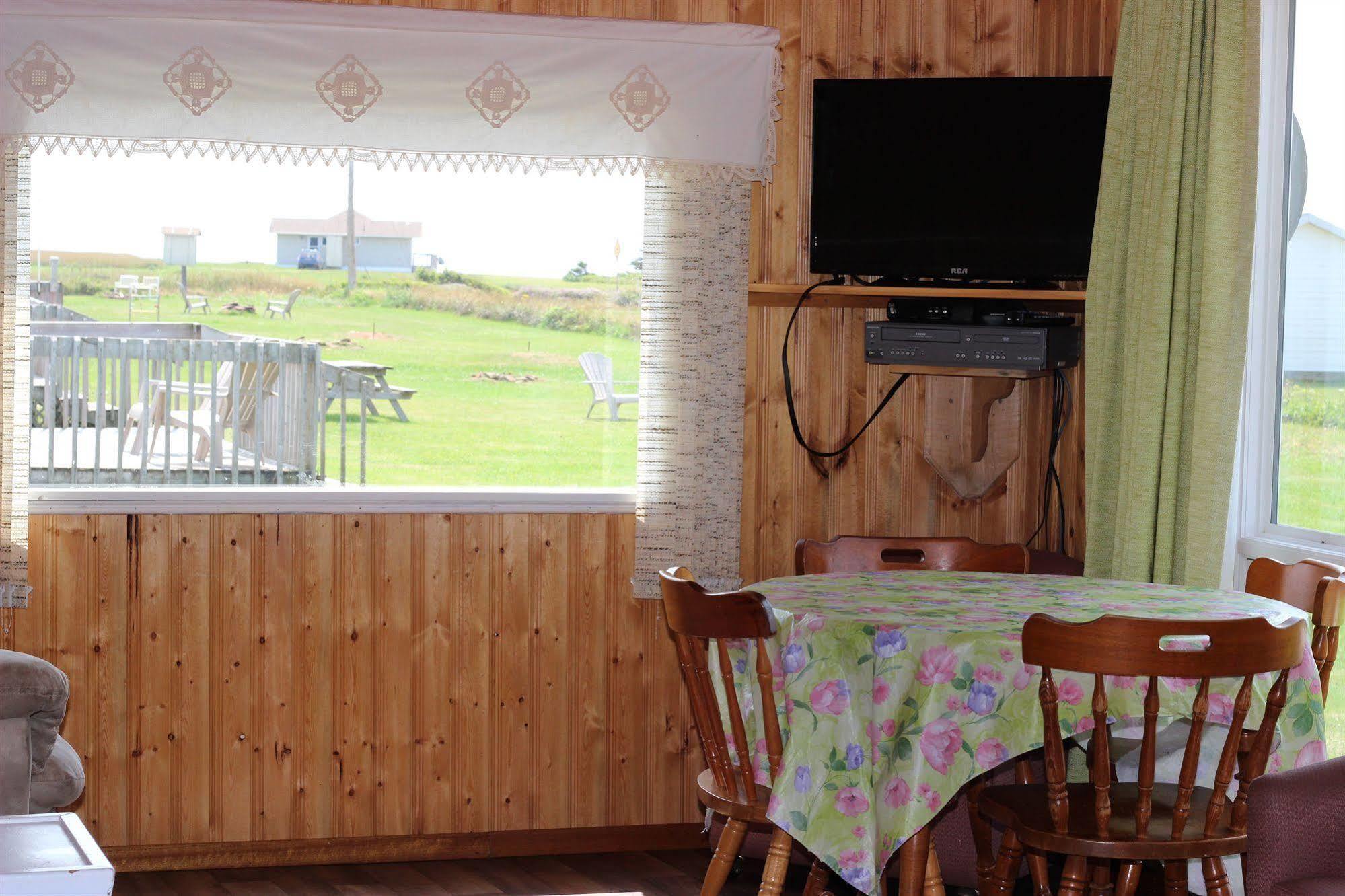 Cottages On Pei-Oceanfront Bedeque Esterno foto