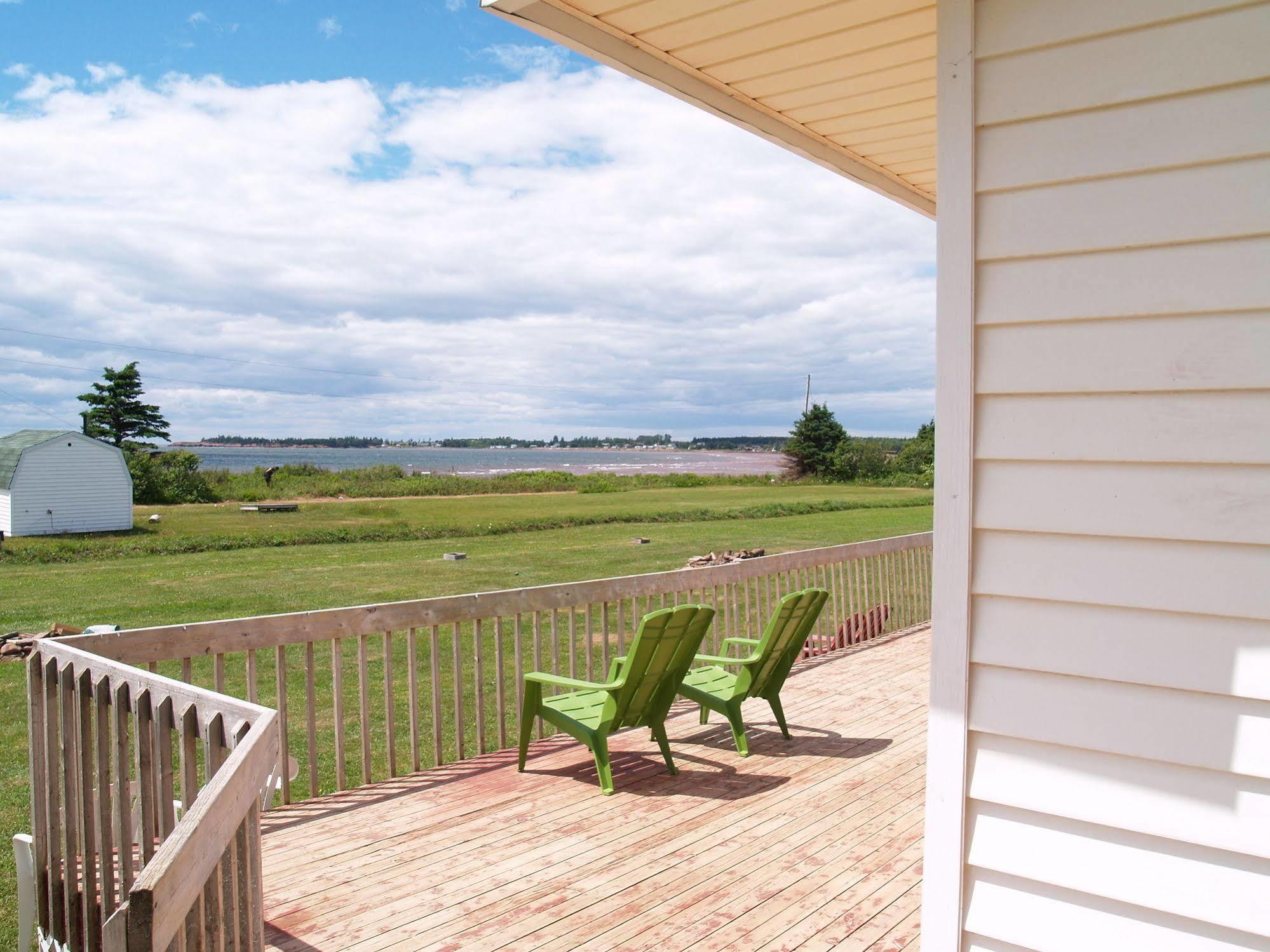 Cottages On Pei-Oceanfront Bedeque Esterno foto