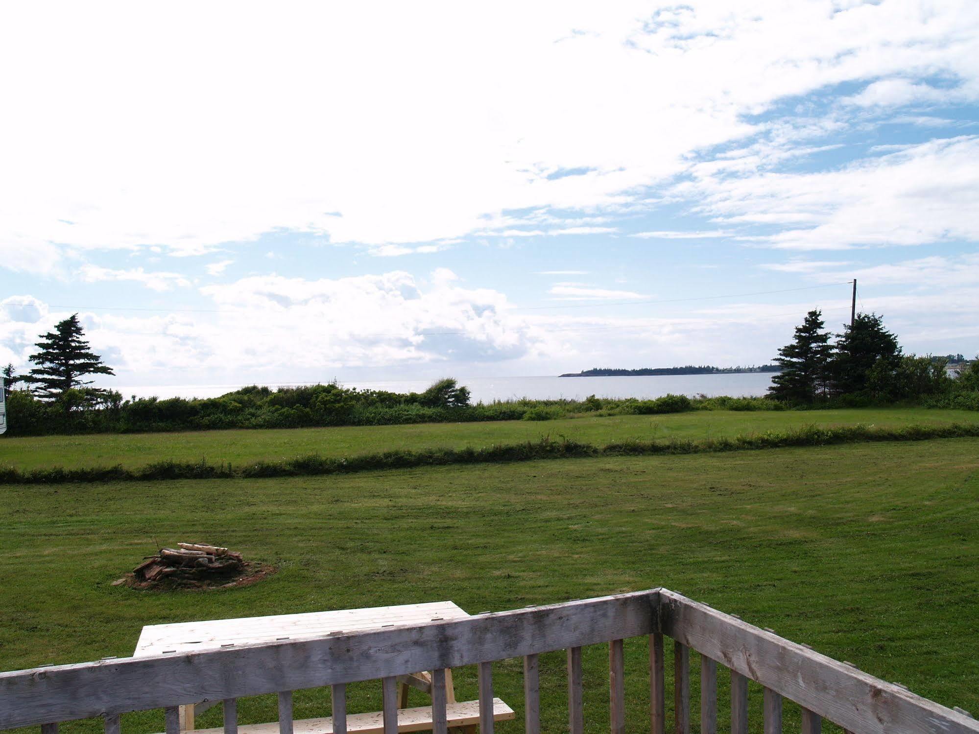 Cottages On Pei-Oceanfront Bedeque Esterno foto